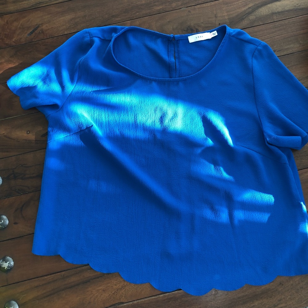 Lush Tee, perfect condition